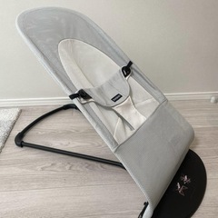 BABYBJÖRN バウンサー グレー メッシュの画像