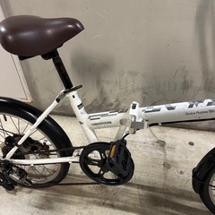 あさひ6段変速折りたたみ自転車の画像