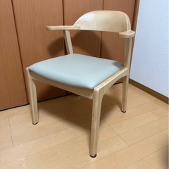 【ルンバ対応】ダイニングチェア　2脚　新品未使用
の画像