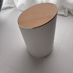 MOHEIM SWING BIN Sの画像