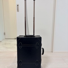 トランク型キャリーケースの画像