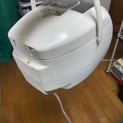 炊飯器の画像