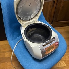 炊飯器の画像