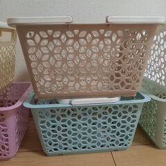 ⚠️値引き対応不可⚠️セリア ミニバスケット6色セットの画像