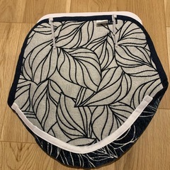 【新古品】トイレ蓋カバーの画像