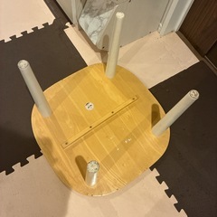 サイドテーブルの画像