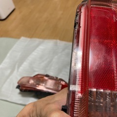 スカイライン　クロスオーバー　J50 リアウインカーレンズの画像