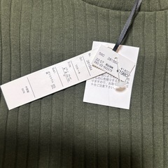 カーキ　ワンピース　Mサイズの画像