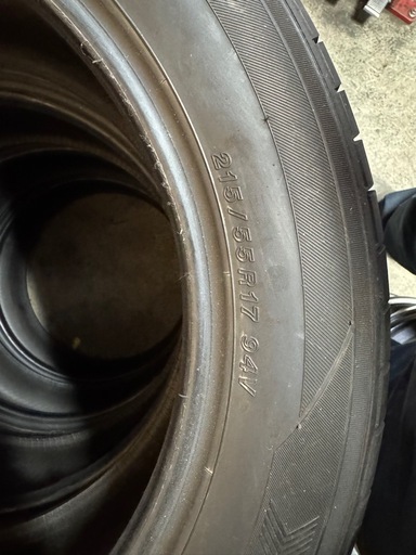 ヨコハマタイヤアドバンA10 215/55R17 4本