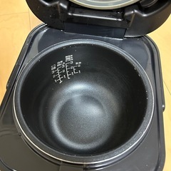 炊飯器
の画像
