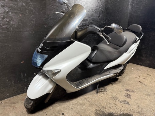 ★支払総額5.2万円★激安バイク続々入荷中！ まずはカンタン無料査定まで！ ヤマハ マジェスティ125FI 白 買取強化中！ なんでも買取ます！ ヤマハ マジェスティ125FI 白 4ストインジェクション！ サイスタ付き！ 車格大きい125cc！ 加速良好！