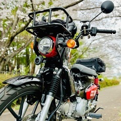 ホンダ CC110 黒色の画像