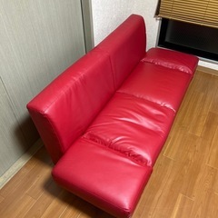 ソファー2人の画像