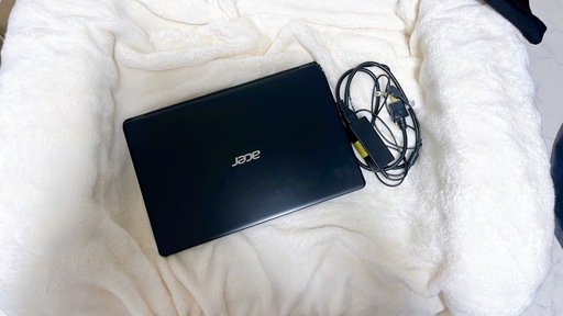 美品【初期化済・動作品】Acer Aspire 3 / Core i5-8265U / メモリ4GB / HDD500GB / Win