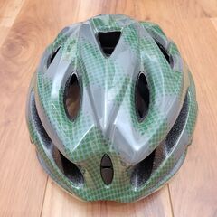自転車 ヘルメットの画像