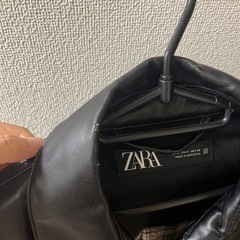 ZARA ジャケットの画像