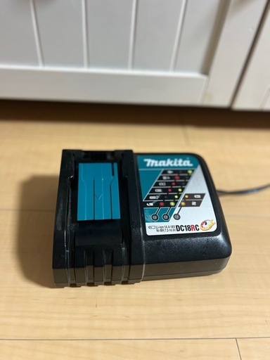 makita　DC18RC 充電器