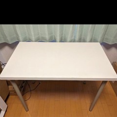 IKEA デスクの画像