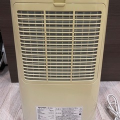 10/22まで掲載 SHARP 除湿機 衣類乾燥機能付の画像