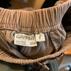 GRAMICCI パンツの画像