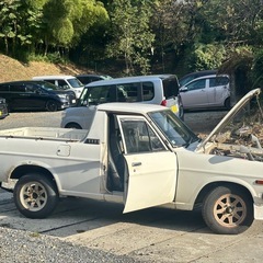 サニトラ MT 実働 エアコン冷えます 日産サニートラック ピックアップトラック 旧車の画像
