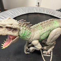 マテルシリーズ三体　
恐竜　フィギュア　ジュラシックパーク　の画像