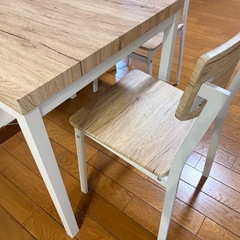 【直接渡限定】2人用ダイニングテーブル、イス×に2の画像