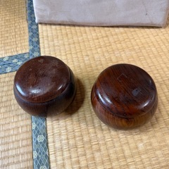 碁盤　脚付き　へそあり　一枚板　天然木品　＋碁石の画像