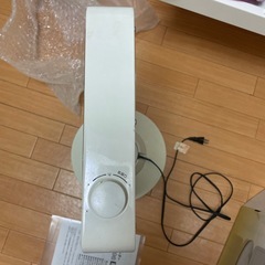 ⭐︎無料⭐︎山善カーボンヒーターの画像