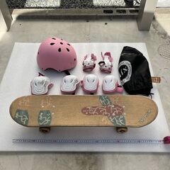 子供用 スケートボード スケボー 70cm ヘルメット プロテクター セット  中古の画像