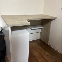 学習机(収納あり)の画像