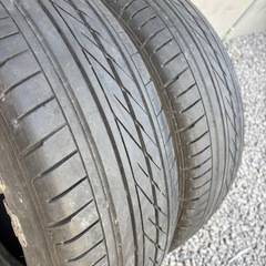ホワイトレター❗️215/65/16LTグットイヤー２本の画像