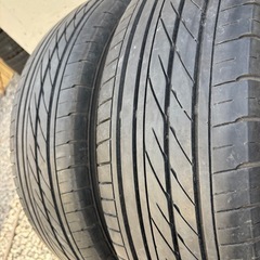 ホワイトレター❗️215/65/16LTグットイヤー２本の画像