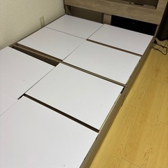 LOWYA 収納付きセミダブルベッドの画像