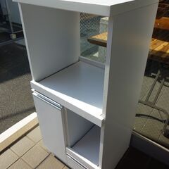 未使用/新品　訳ありアウトレット　日本製 レンジ台 完成品 食器棚 キッチンボード レンジ ラック 幅48 スリム 省スペース コンセント レンジボード 台所収納 キッチン収納 大川家具の画像
