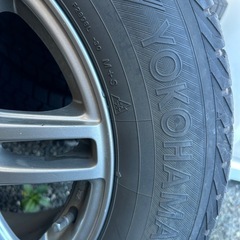 ヨコハマ　195/65R
15 スタッドレスタイヤの画像