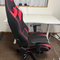 AKracing ゲーミングチェアの画像