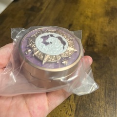 コンパクトケース　ガチャ　フラワーノーズの画像
