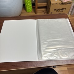 ファイルや文房具の画像