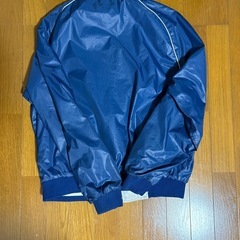 これからの季節ピッタリ！ブルーシャカシャカブルゾンの画像