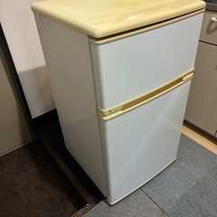 U-ING UR-D90H 冷蔵庫　2015製 の画像