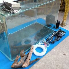 ◆【 特　価 】◆《  LEGLASS  KOTOBUKI  R600S  ( 曲げガラス水槽 )  》◆１０１３の画像