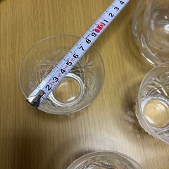 デキャンタとグラス　の画像