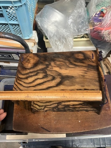 骨董品　黒柿組立式台
