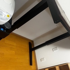 昇降式テーブルの画像