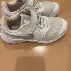 キッズ靴の画像