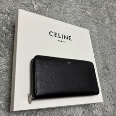 CELINE (セリーヌ)長財布の画像