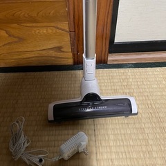 アイリスオーヤマ　掃除機　紙パック式の画像