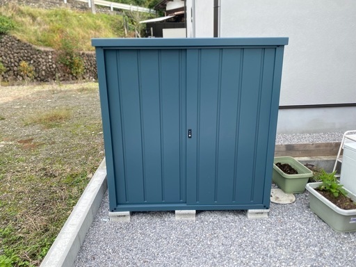 山善 DSLB-1515物置 屋外 大型 (幅150cm×奥行75cm× 高さ154cm)