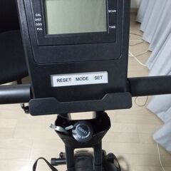 STEADY フィットネスバイクの画像